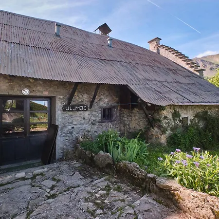 De L'ulmjc De Grenoble Chalet